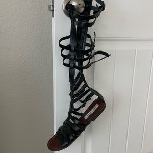 Black Knee High Gladiator Steve Madden Sandals